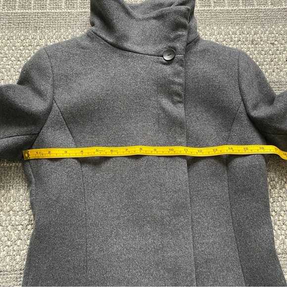 Aritzia Babaton Calloway Wool Cashmere Coat - Picture 13 of 14